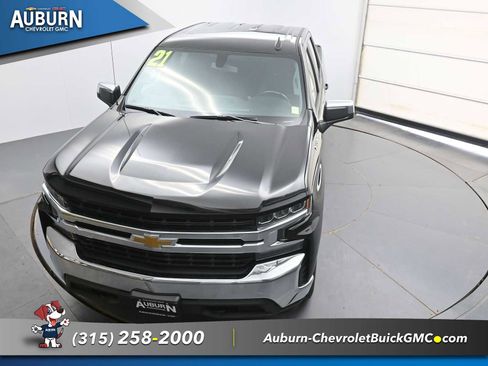 Used 2021 Chevrolet Silverado 1500 LT w/ Bed Protection Package AWD/4WD image 28