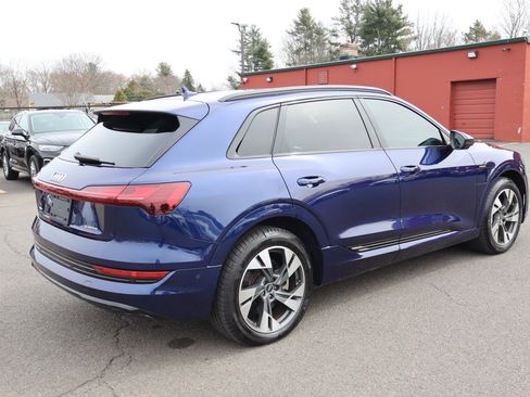 Used 2021 Audi e-tron Premium w/ Convenience Plus Package AWD/4WD image 6
