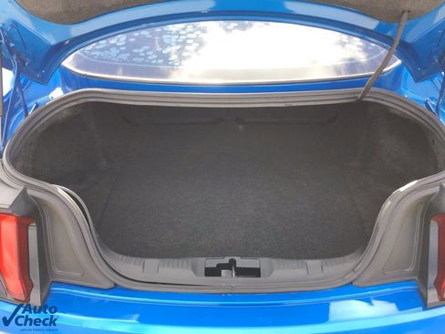 Used 2021 Ford Mustang EcoBoost w/ Equipment Group 101A image 4