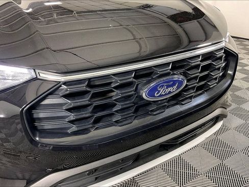 Used 2025 Ford Escape ST-Line FWD image 35