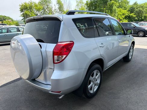 Used 2008 Toyota RAV4 Limited AWD/4WD image 4