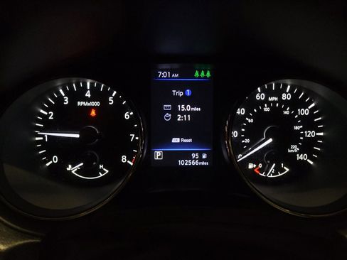 Used 2021 Nissan Rogue Sport S FWD image 23