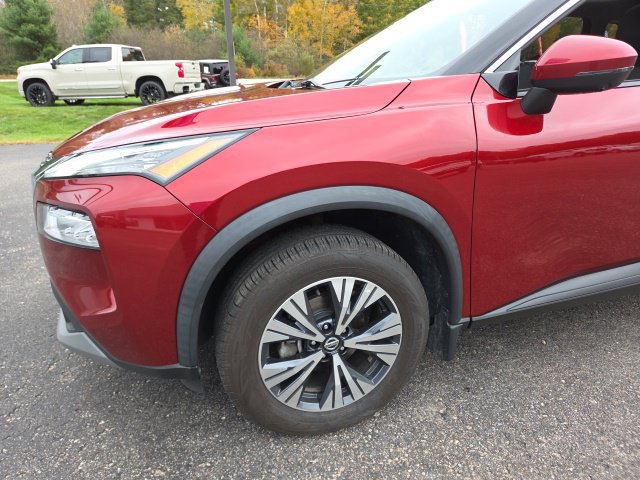 Used 2021 Nissan Rogue SV AWD/4WD image 26