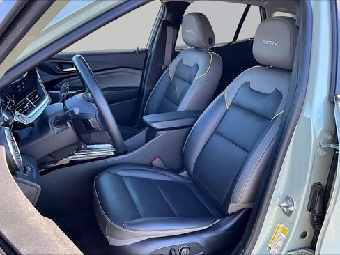 Used 2025 Chevrolet Trax ACTIV w/ Driver Confidence Package image 22