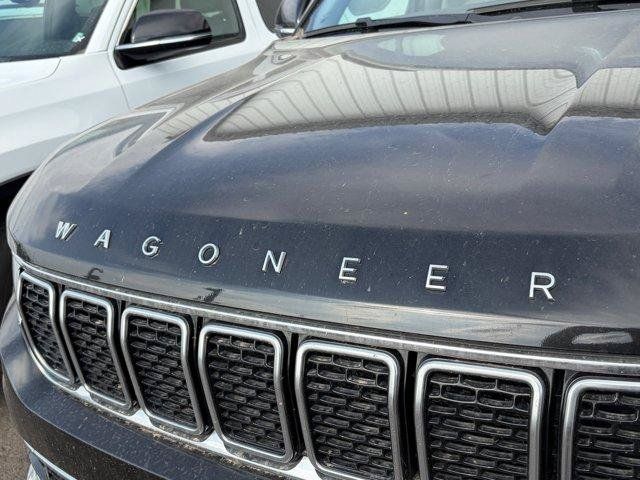 Used 2024 Jeep Wagoneer L Series II RWD image 9