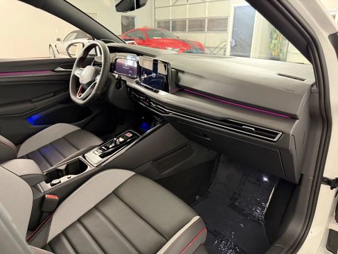 Used 2024 Volkswagen GTI SE FWD image 37