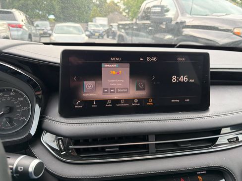 Used 2023 INFINITI QX60 Pure AWD/4WD image 9