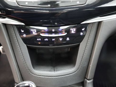 Used 2024 Cadillac XT6 Sport w/ LPO, Onyx Lite Package AWD/4WD image 6