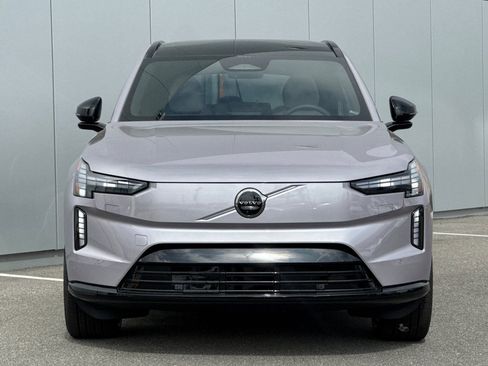 New 2026 Volvo EX90 Plus image 8