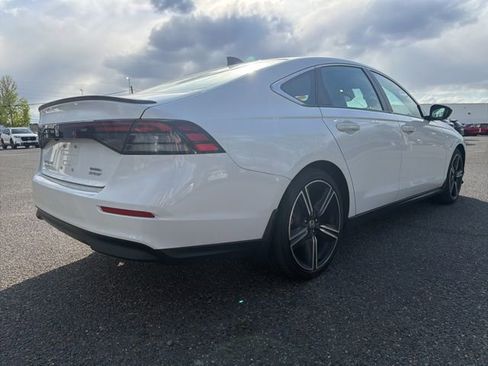 Used 2024 Honda Accord Sport image 5