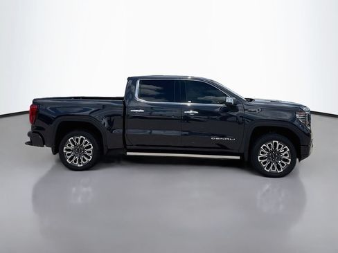 Used 2025 GMC Sierra 1500 Denali Ultimate AWD/4WD image 8