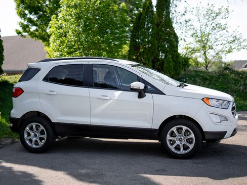 Used 2020 Ford EcoSport SE image 4