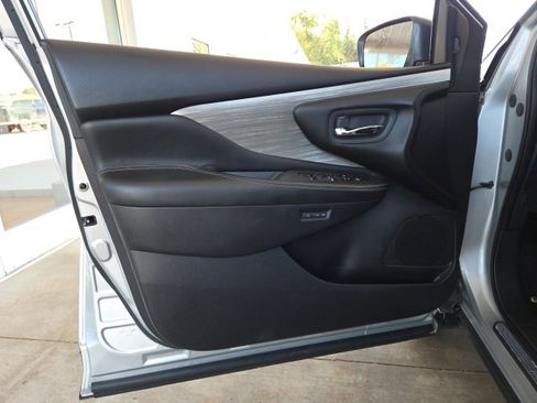 Used 2017 Nissan Murano SL image 40
