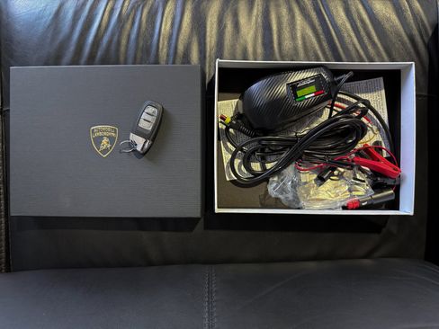 Used 2016 Lamborghini Huracan LP 610-4 AWD/4WD image 44