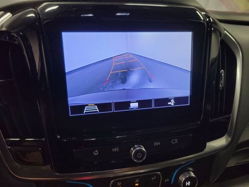 Used 2020 Chevrolet Traverse LT w/ LPO, Floor Liner Package image 17
