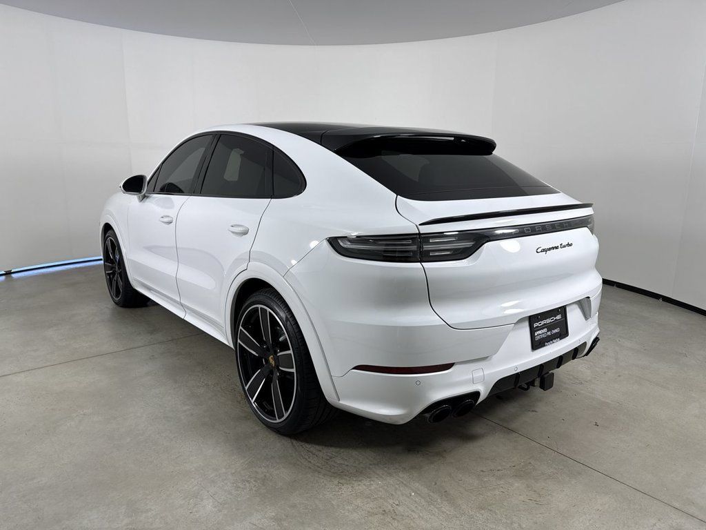Certified 2023 Porsche Cayenne Turbo w/ Assistance Package AWD/4WD image 3