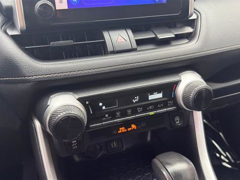 Used 2024 Toyota RAV4 LE FWD image 34