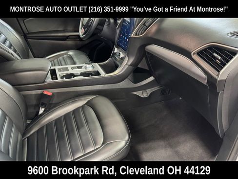 Used 2022 Ford Edge SEL AWD/4WD image 44