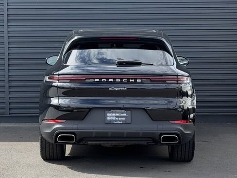 Certified 2024 Porsche Cayenne image 6