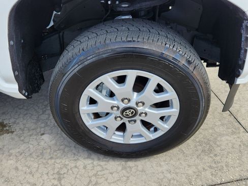 Certified 2024 Toyota Tacoma SR image 12