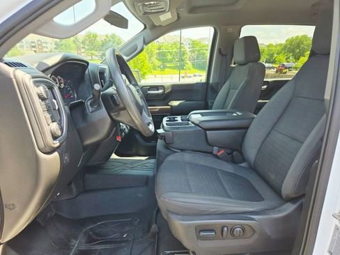 Used 2022 Chevrolet Silverado 2500 LT AWD/4WD image 16