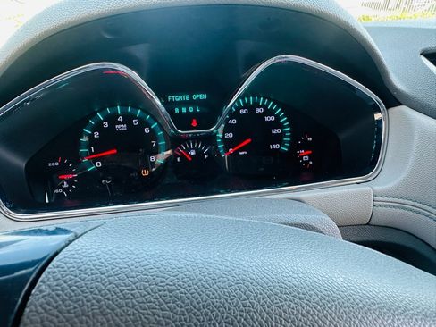 Used 2013 Chevrolet Traverse LS FWD image 14
