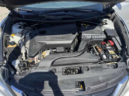 Used 2016 Nissan Altima 2.5 SR image 10