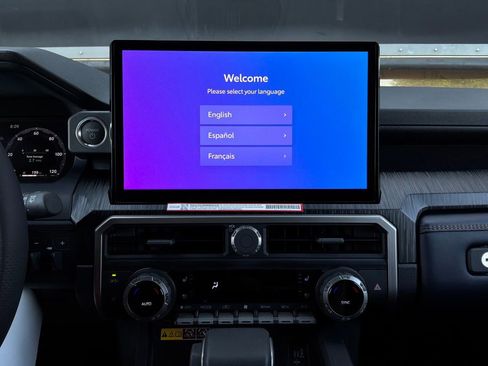 New 2026 Toyota 4Runner Platinum AWD/4WD image 30