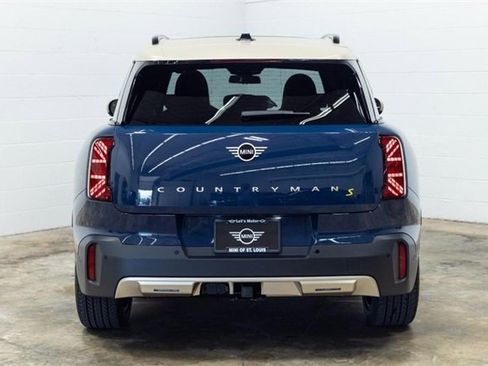 Used 2025 MINI Cooper Countryman SE w/ Comfort Package Max image 9