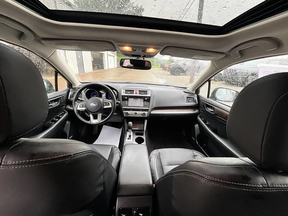 Used 2017 Subaru Outback 2.5i Limited AWD/4WD image 35