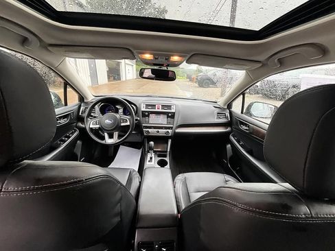 Used 2017 Subaru Outback 2.5i Limited AWD/4WD image 35