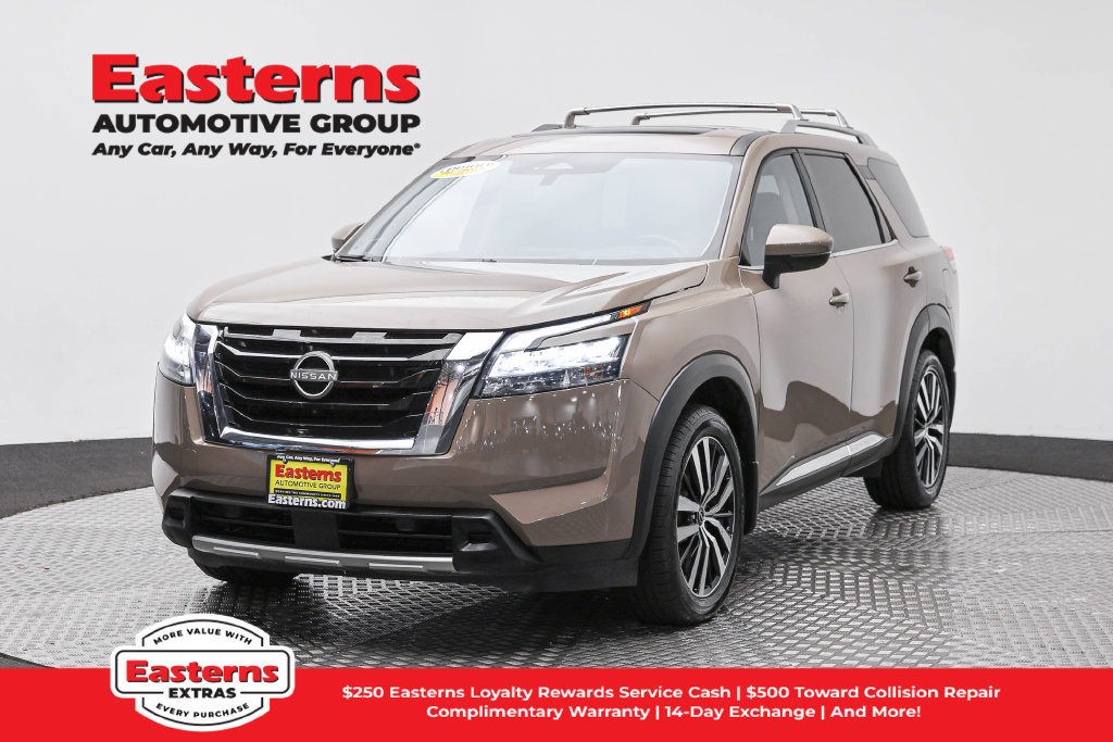 Used 2023 Nissan Pathfinder Platinum w/ Cargo Package AWD/4WD image 1