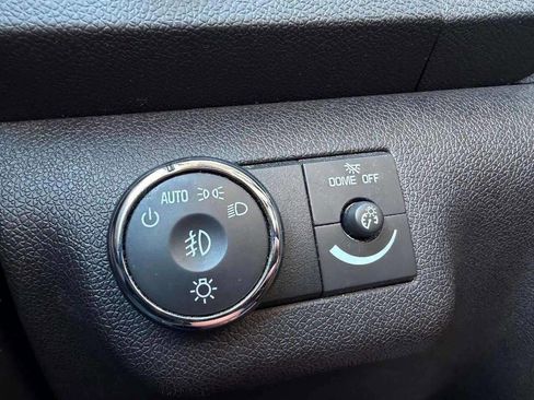 Used 2011 GMC Acadia SLT image 22