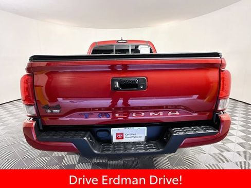 Certified 2020 Toyota Tacoma SR w/ SX Package AWD/4WD image 20