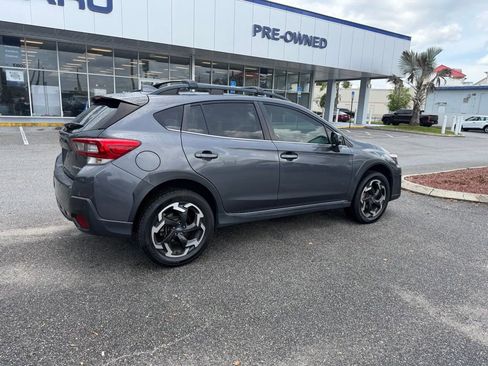 Used 2021 Subaru Crosstrek 2.5i Limited w/ Moonroof Package 2 AWD/4WD image 3