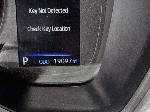 Used 2022 Toyota Corolla SE w/ SE Preferred Package FWD image 16