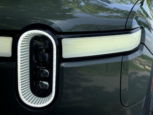 Used 2022 Rivian R1T Launch Edition AWD/4WD image 29