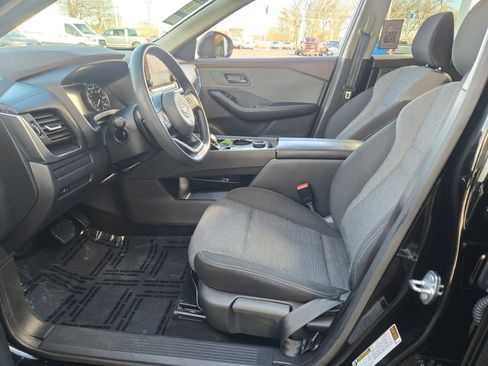 Used 2021 Nissan Rogue S image 18