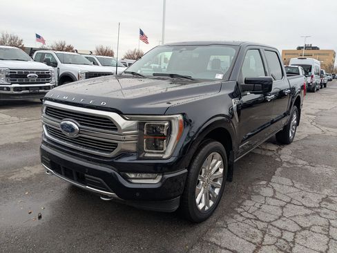 Used 2023 Ford F150 Limited image 10