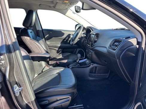 Used 2019 Jeep Compass Altitude image 22