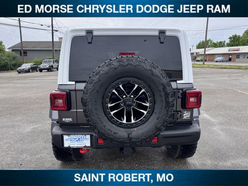 New 2026 Jeep Wrangler Unlimited Rubicon w/ Whitecap Package AWD/4WD image 3