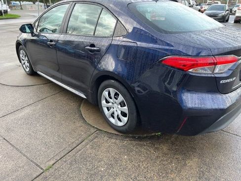 Used 2023 Toyota Corolla LE image 8