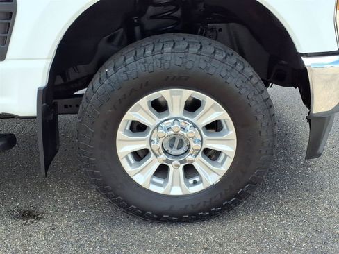 Used 2023 Ford F250 XL w/ XL Chrome Package AWD/4WD image 27