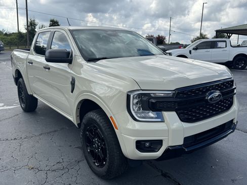 Used 2025 Ford Ranger XLT w/ Equipment Group 301A High AWD/4WD image 4