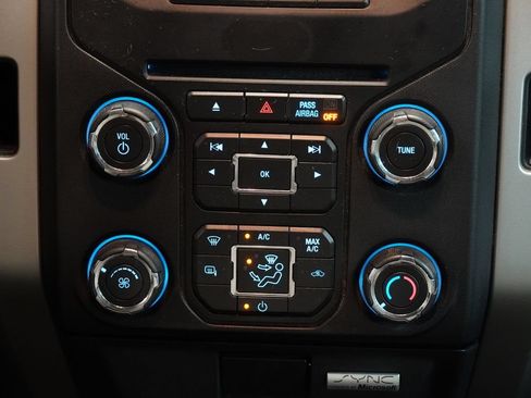 Used 2013 Ford F150 XLT w/ Mid Equipment Group RWD image 20