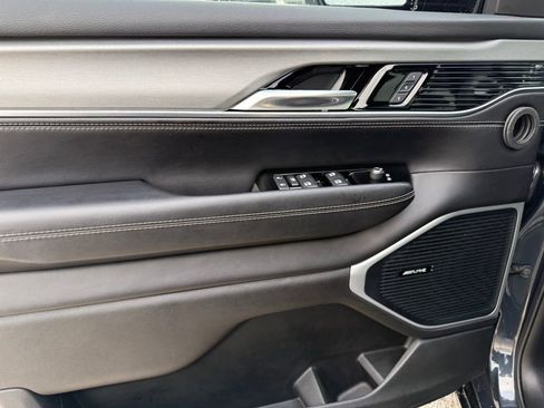 Used 2023 Jeep Wagoneer Series II image 10