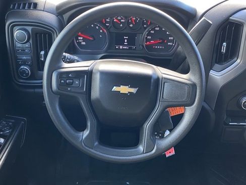 Used 2022 Chevrolet Silverado 1500 Custom image 28