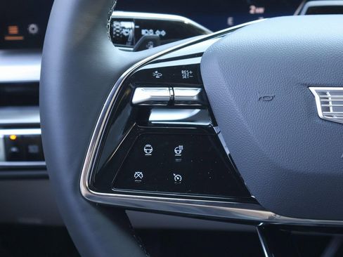 New 2026 Cadillac Lyriq Luxury image 20