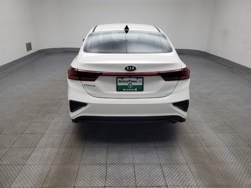 Used 2021 Kia Forte LXS FWD image 6