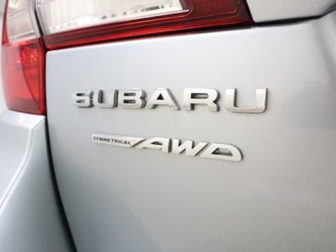 Used 2018 Subaru Outback 2.5i Premium AWD/4WD image 22